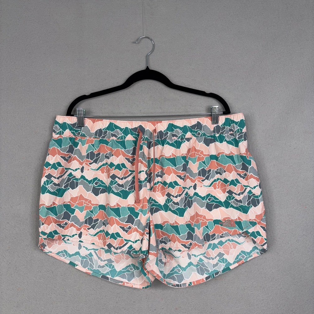 The North Face Shorts Women XXL Pink Multi Mountain Print Active Hiking Gorpcore - Picture 1 of 8